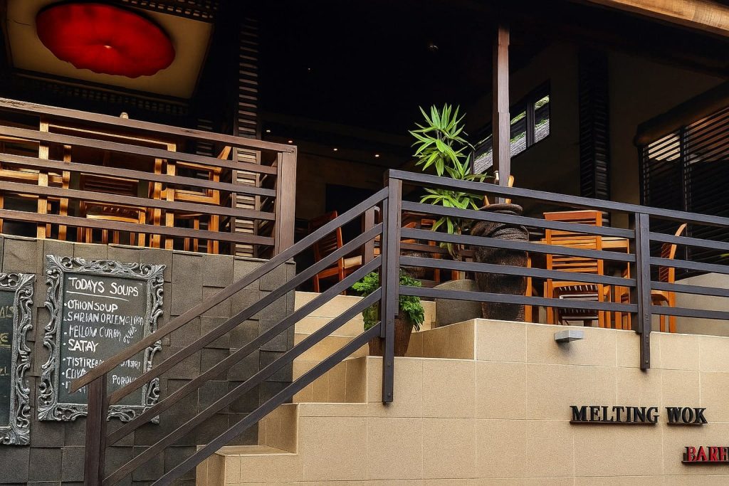 Melting Wok Warung Ubud - Asian fusion restaurant with Indonesian specialties and romantic garden setting | Foodies Travel Guides in Ubud